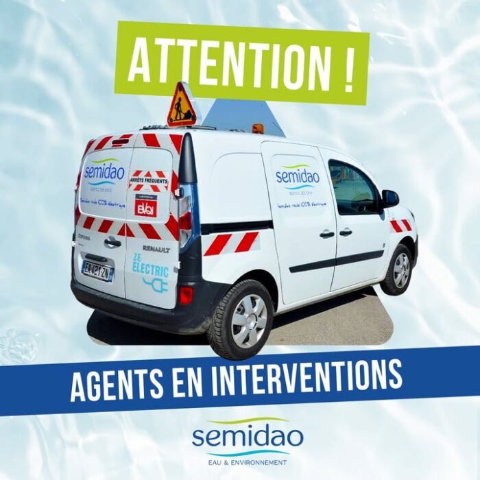 👷‍♂️ Derrière chaque robinet qui coule, il y a une équipe qui veille, parfois dans l’ombre, toujours en première ligne.
Nos agents ne se contentent pas de maintenir les réseaux d’eau et d’assainissement : ils s’engagent chaque jour, avec rigueur et courage, pour que chaque foyer reçoive une eau de qualité.
Mais cet engagement ne se fait jamais au détriment de leur sécurité. 💡
C’est pourquoi nous avons fait un choix clair : protéger ceux qui nous protègent.
✅ Une préparation sans faille : nos agents sont formés régulièrement pour anticiper les imprévus et agir efficacement, même en situation durgence.
✅ Un équipement à la hauteur des enjeux : de la tête aux pieds, chaque pièce d’EPI est pensée pour les protéger.
✅ Un réflexe systématique : chaque intervention commence par une analyse fine des risques, parce que rien ne vaut l’anticipation.
Ils sont nos héros du quotidien. Et nous, nous avons le devoir de les préserver. 🙌
Parce qu’un réseau sécurisé commence par une équipe protégée.